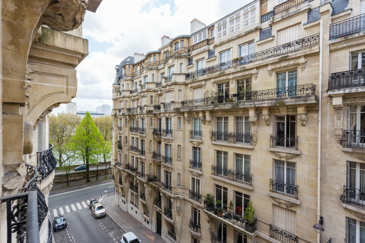 CMG Suite Premium Tour Eiffel IV Paris Eksteriør billede